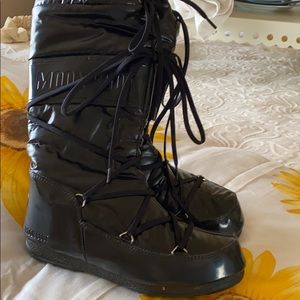 Tecnica black lace up ladies Moon Boots